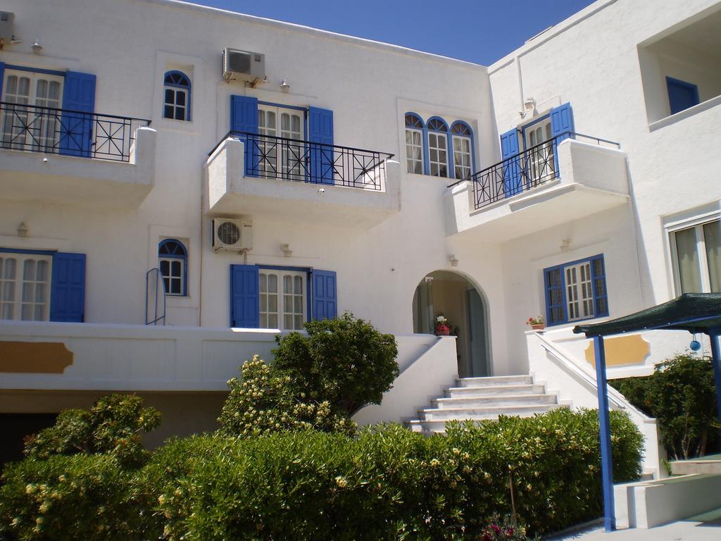 Hotel Barbara II Agia Marina  Exterior foto